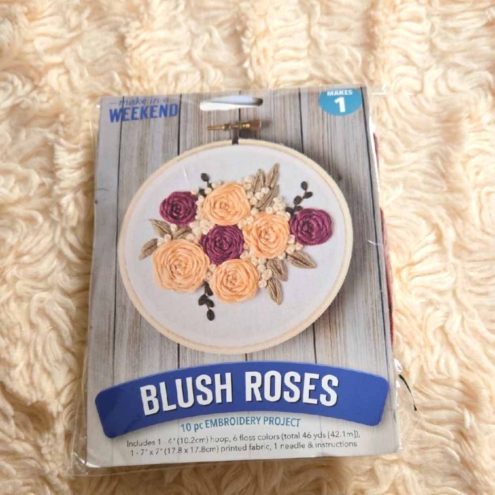 Cream and Purple Faux Florals Accent Kit